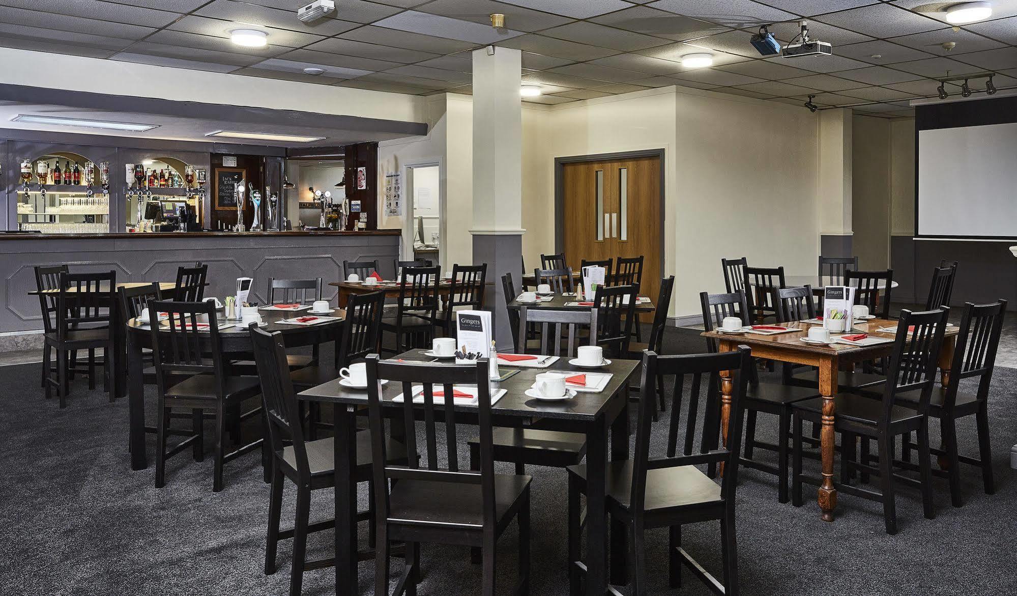 The Embassy Hotel Kingston upon Hull Exterior photo